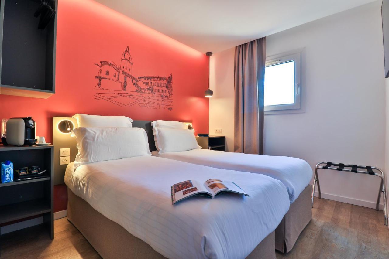 Hotel Restaurant Kyriad Frejus Luaran gambar
