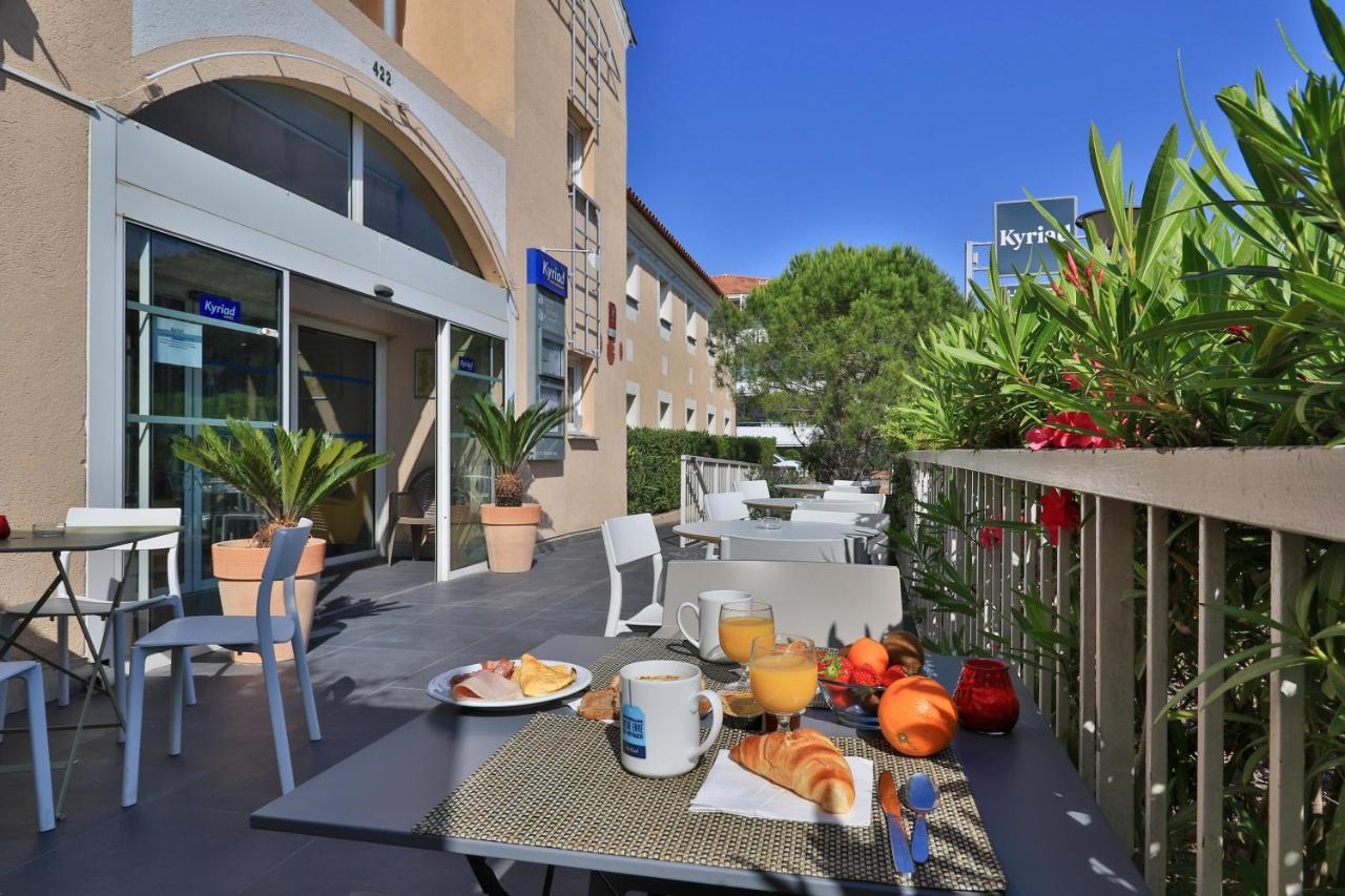 Hotel Restaurant Kyriad Frejus Luaran gambar