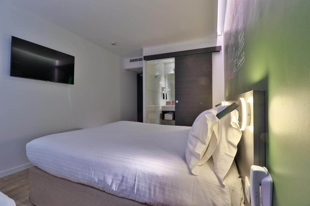 Hotel Restaurant Kyriad Frejus Luaran gambar