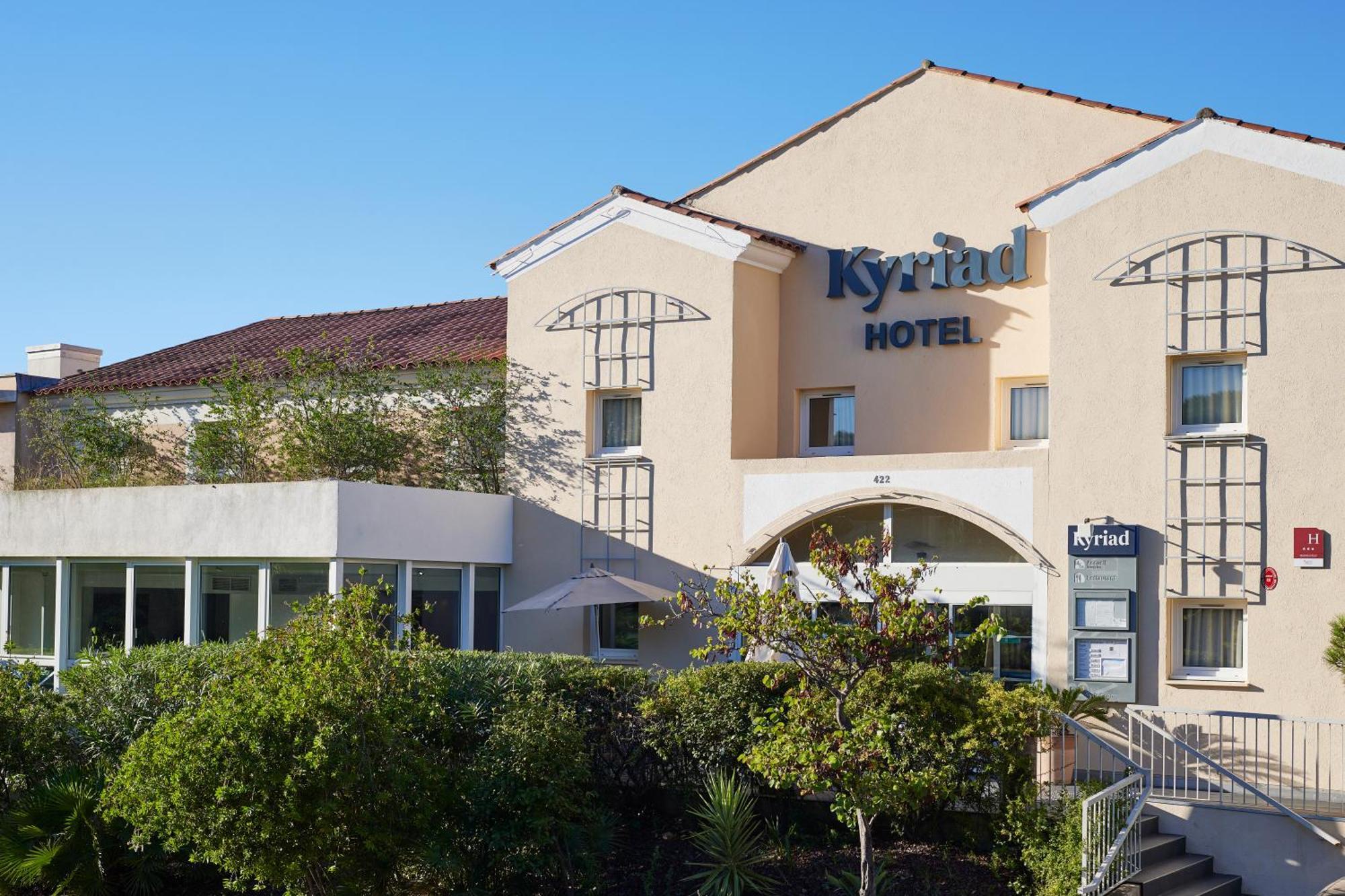 Hotel Restaurant Kyriad Frejus Luaran gambar
