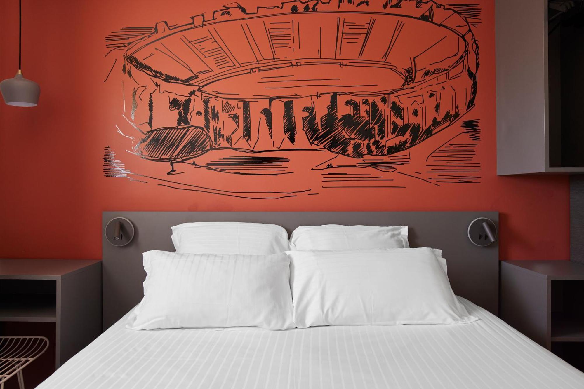 Hotel Restaurant Kyriad Frejus Luaran gambar